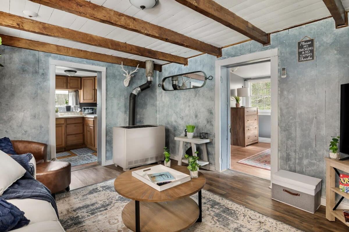 Creekside Cabin W Hot Tub, Fire Pit, Grill, Wifi! 베시 외부 사진