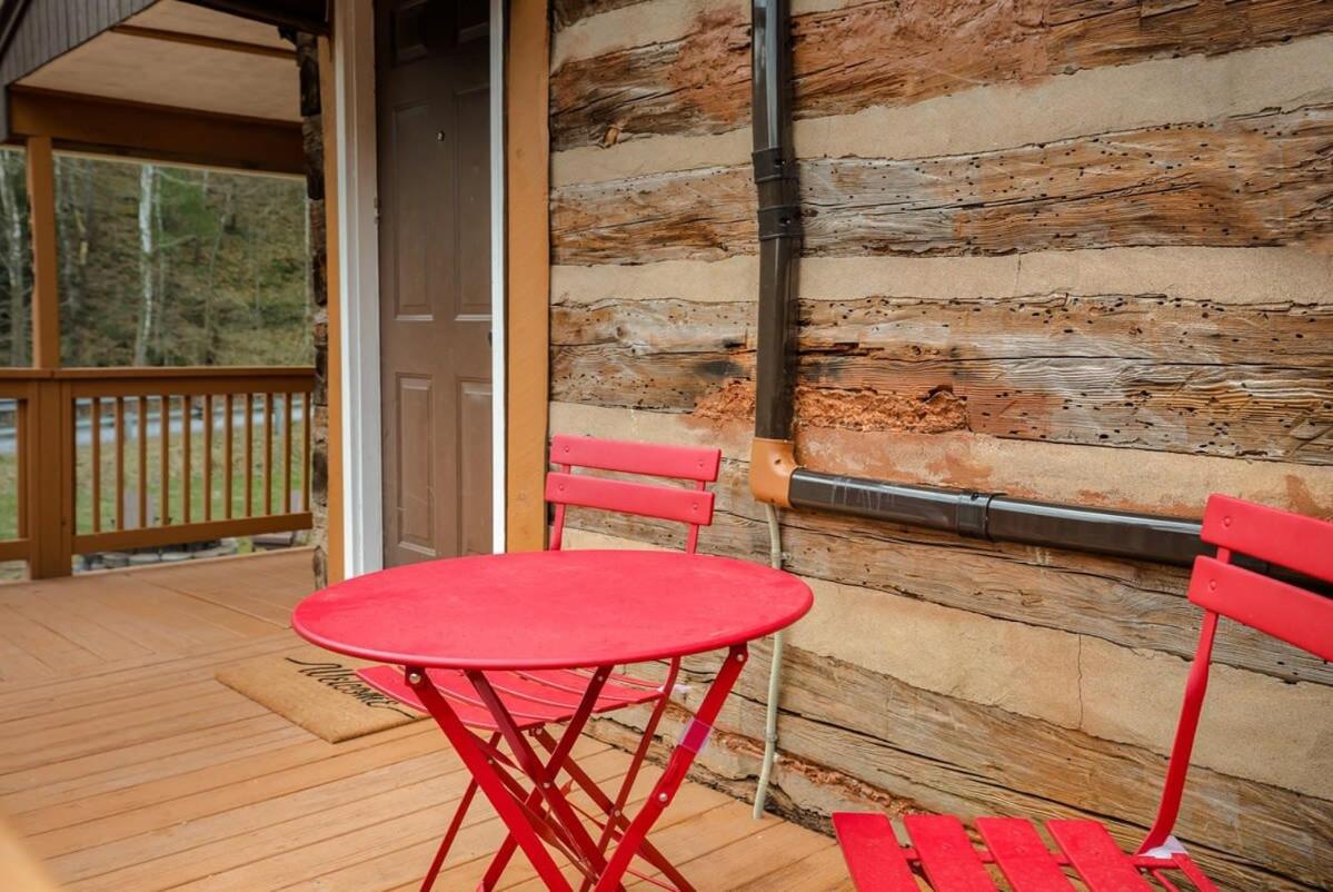 Creekside Cabin W Hot Tub, Fire Pit, Grill, Wifi! 베시 외부 사진